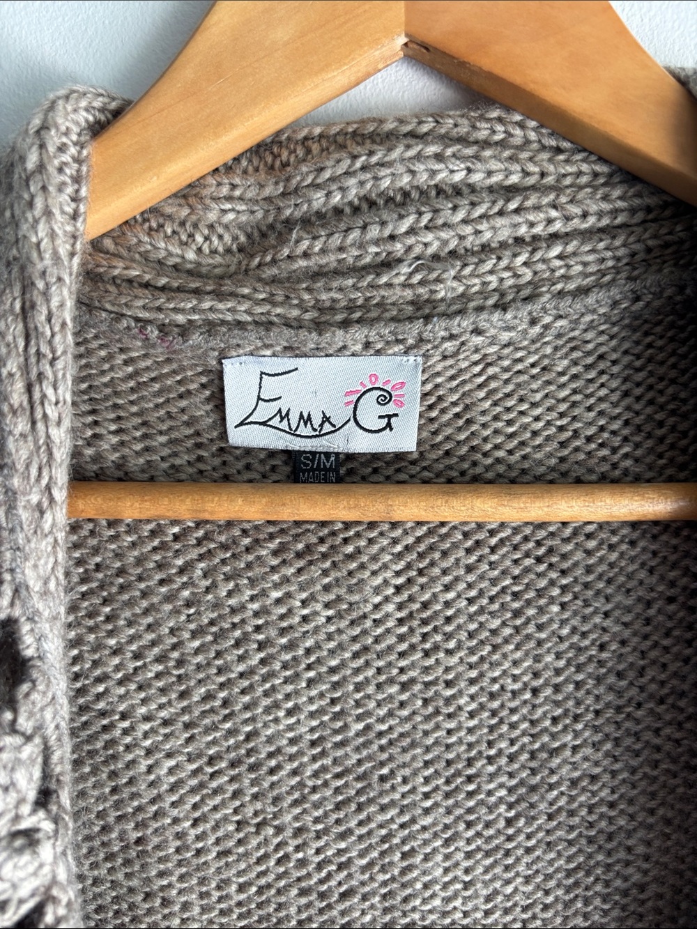 Lavish Taupe Crochet Wool Knit & rabbit fur trim Sweater Vest - Picture 4 of 8